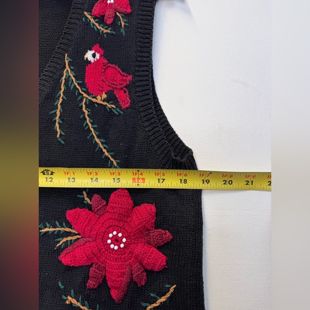 Capacity Vintage 90s Holiday sweater vest Cardinals poinsettia size Large black - Picture 6 of 7